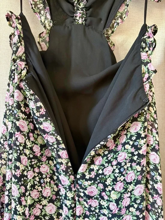 ASTR the Label Ruffle Cutout Midi Dress size S - Picture 7 of 8